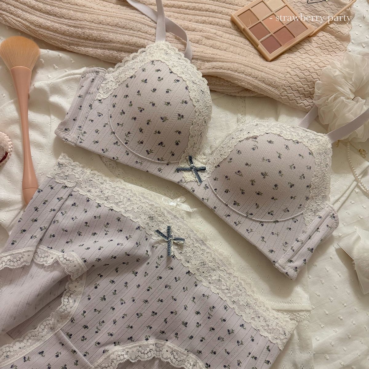 Teenage Sexy Lace Floral Bra S - مراجعة Cotton Bra Everyday وسعره