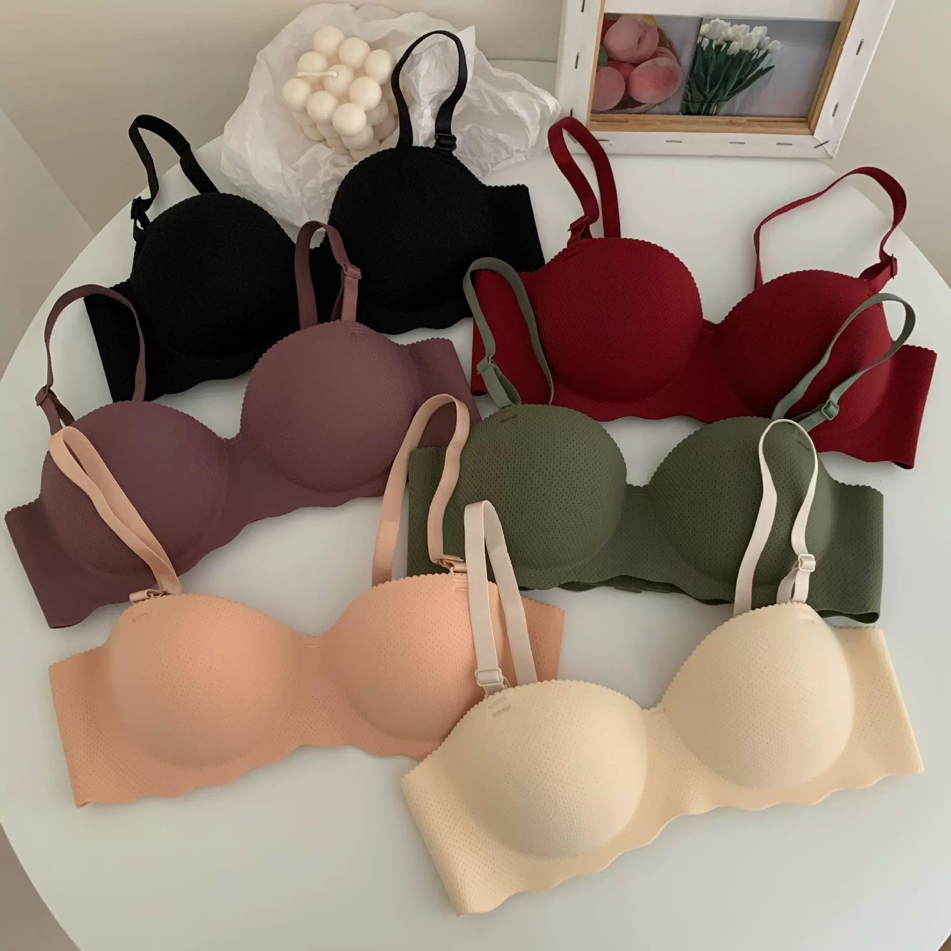 Women's Small Chest Underwear  - مراجعة T Shirt Bra Seamless وسعره