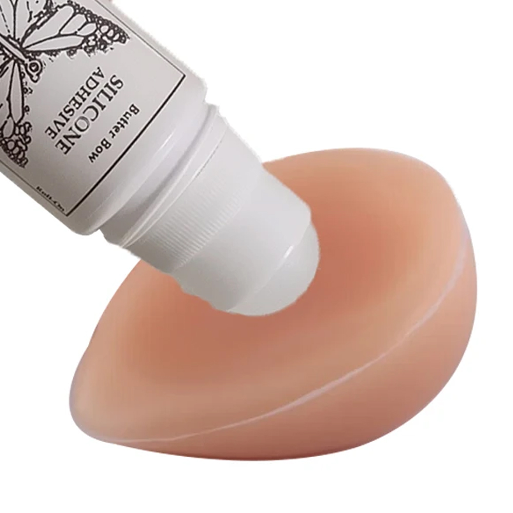 CD Silicone Adhesive Roll-On E - مراجعة Strapless Bra Adhesive وسعره