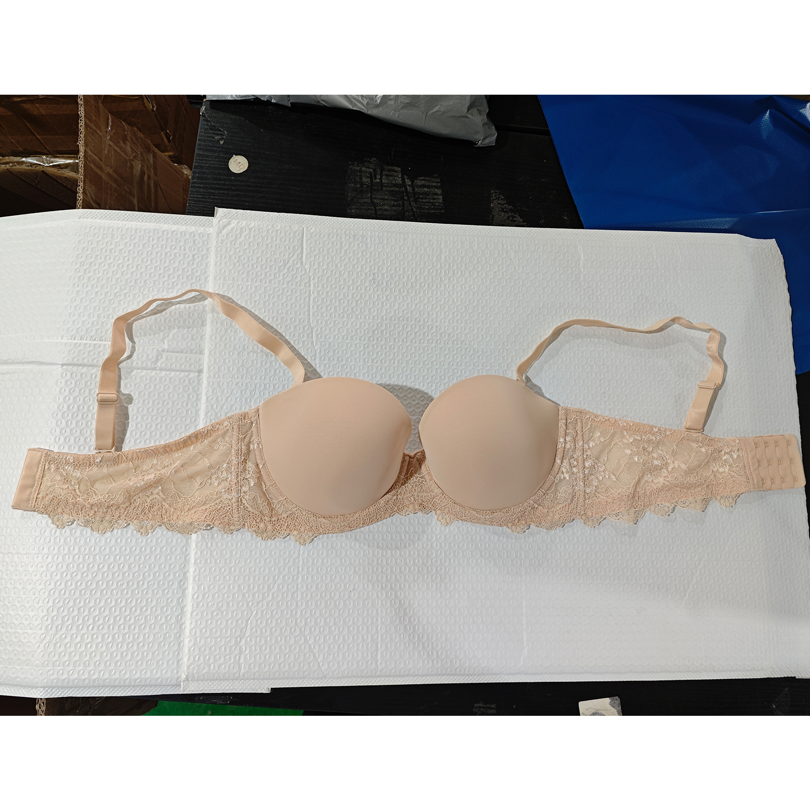 New Plus Size Sexy Strapless P - مراجعة Convertible Bra Multiway وسعره